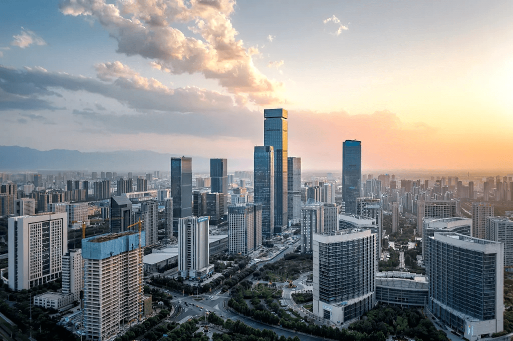 高新技术产业开发区，智能科技引领交通革新，打造高效便捷出行环境新闻速递